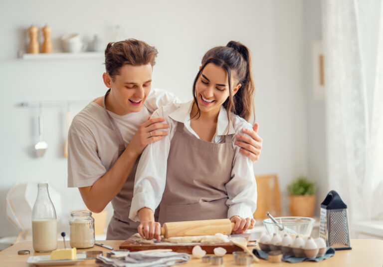 couple-is-preparing-the-pastry-2022-01-19-00-20-29-utc