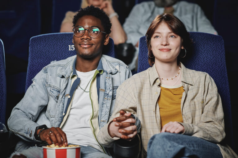 couple-on-date-at-cinema-2022-08-11-16-50-36-utc